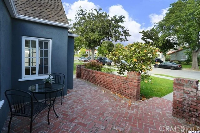 Photo of 1121 Cordova Avenue