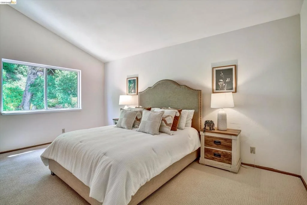 Photo of 2826 Wright Ave
