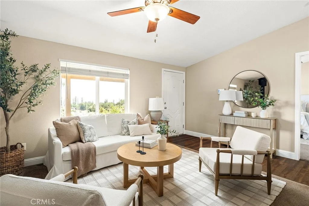 Photo of 5492 Edgewood Lane