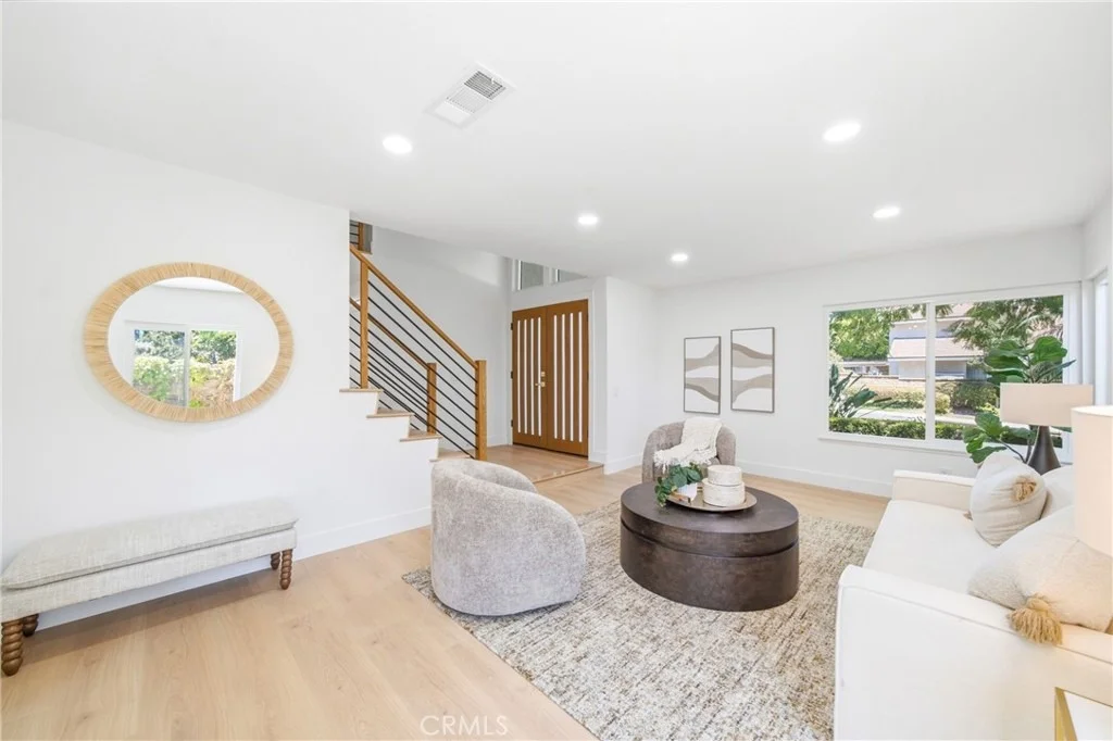 Photo of 137 S Thistle Road