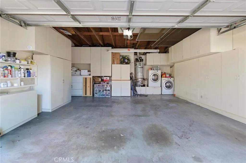 Photo of 651 Edith