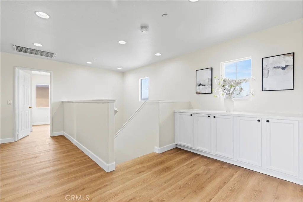 Photo of 6895 Riverglen Court