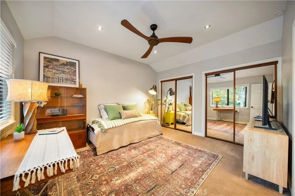 Photo of 2071 Meadow View Lane