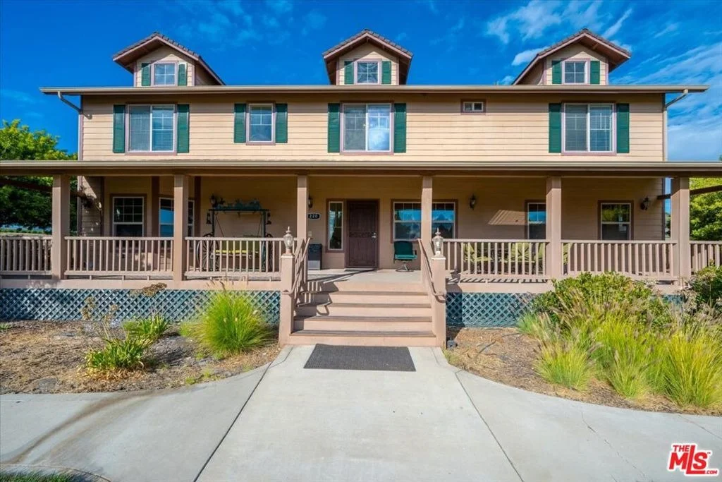 Photo of 230 Hans Place