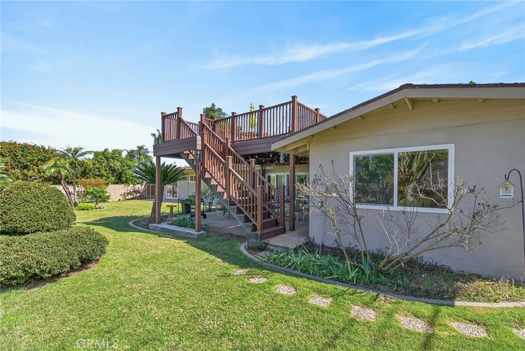 Photo of 5305 Bardwell