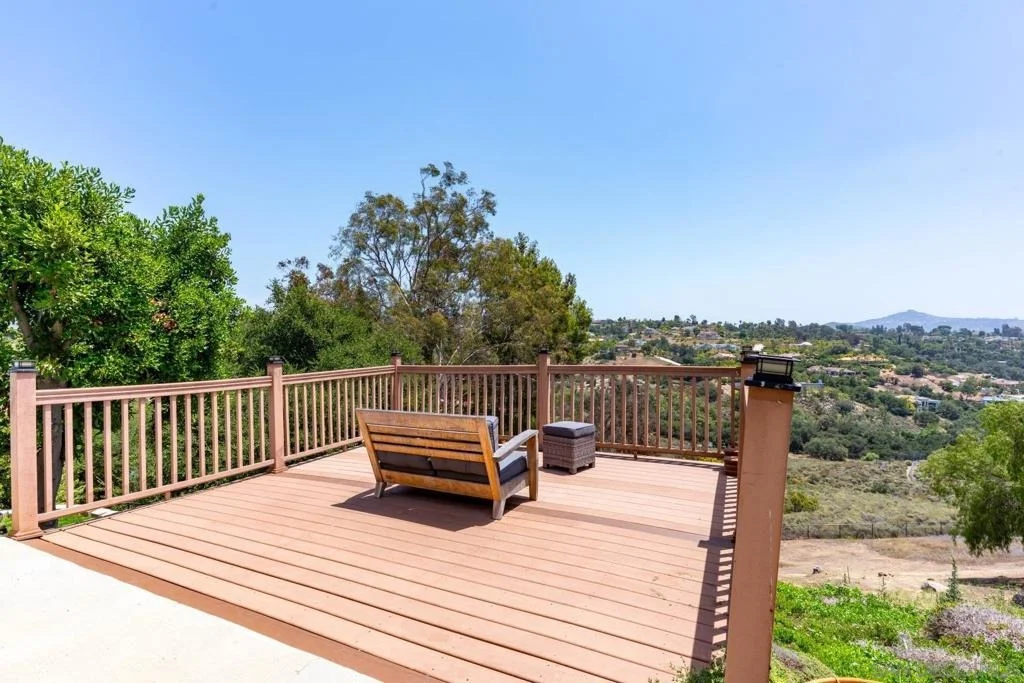 Photo of 2422 Peet Lane