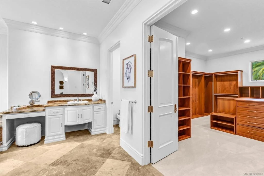 Photo of 6102 Avenida Alteras