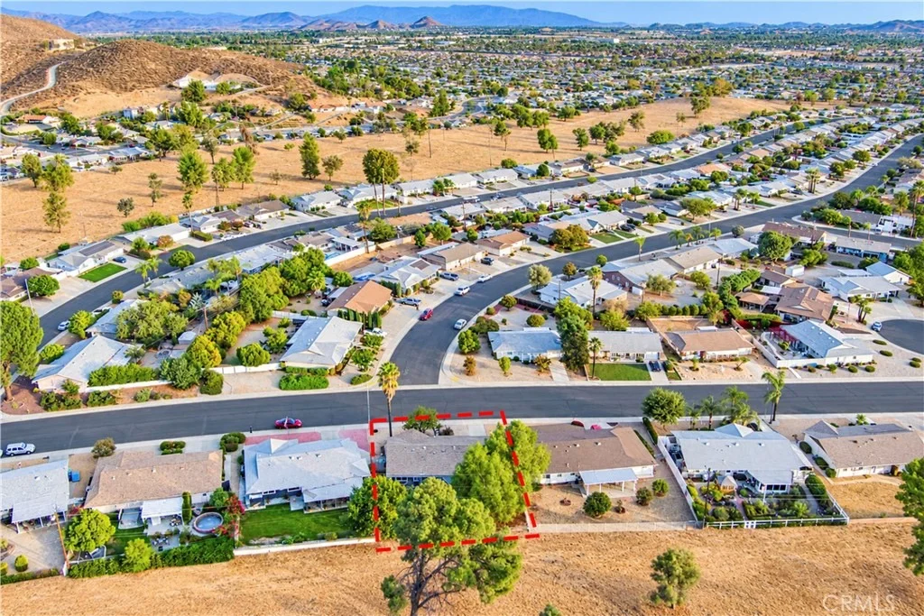 Photo of 26790 Oakmont Drive