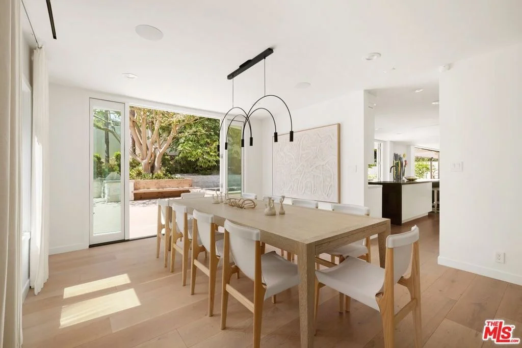 Photo of 1431 Stradella Road