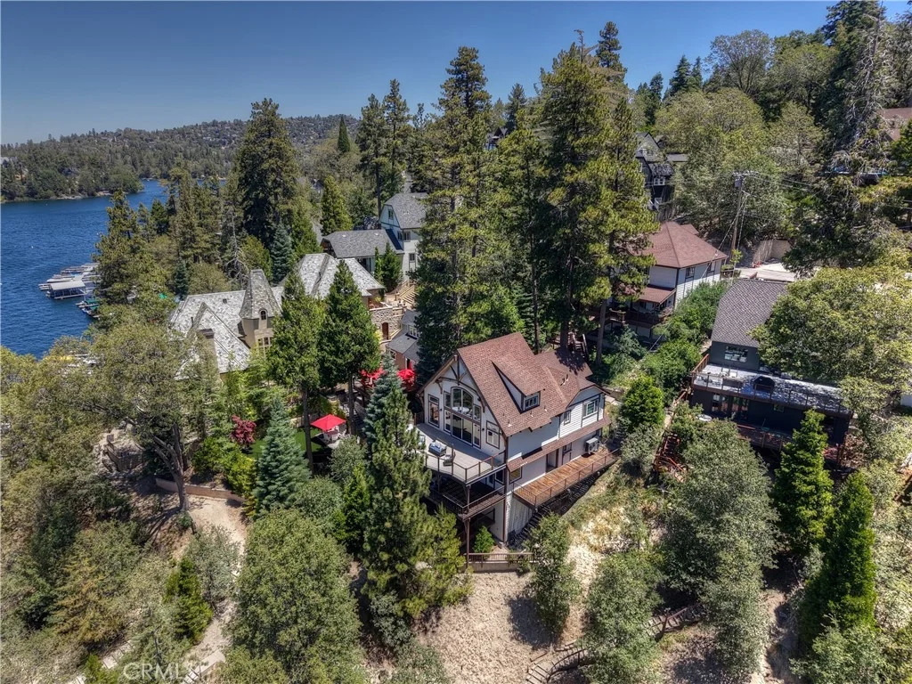 Photo of 28714 Palisades