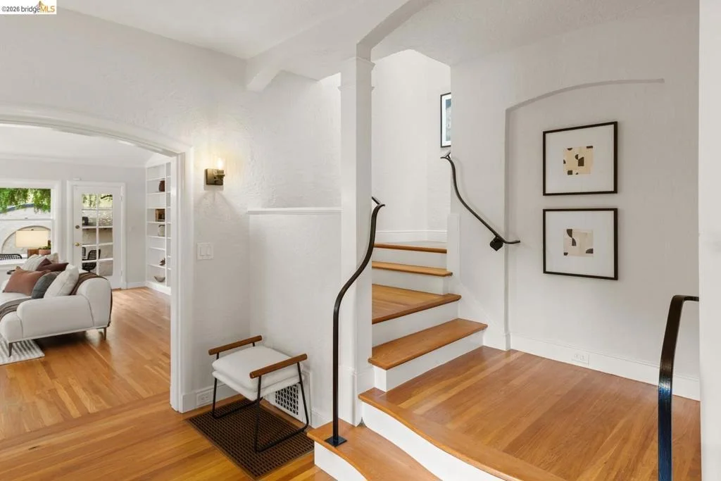 Photo of 2747 Forest Ave