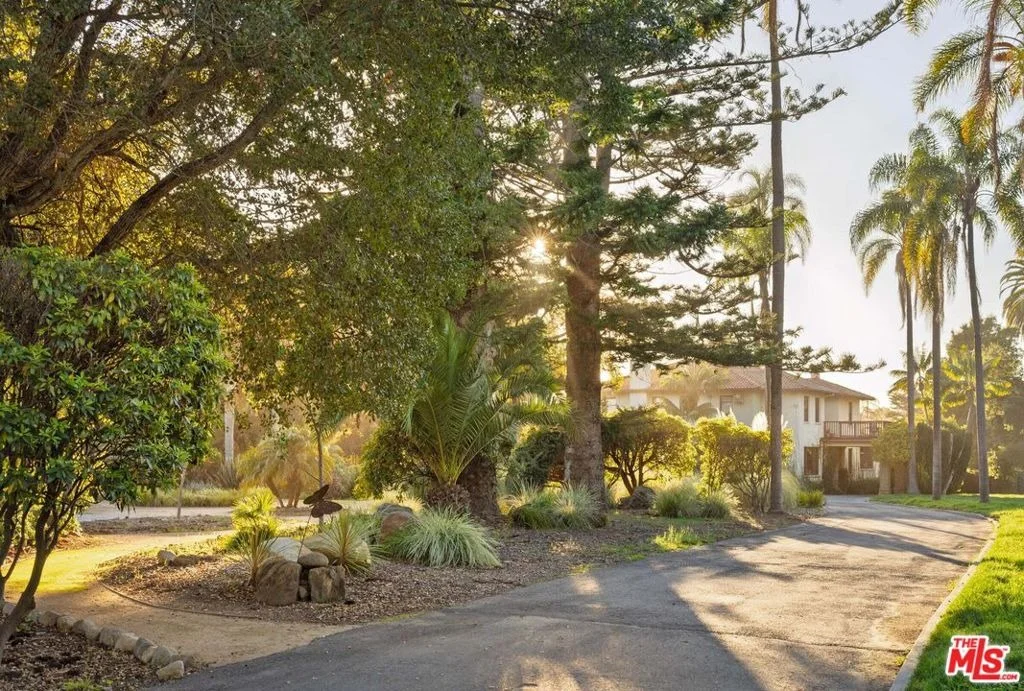 Photo of 251 La Casa Grande Circle