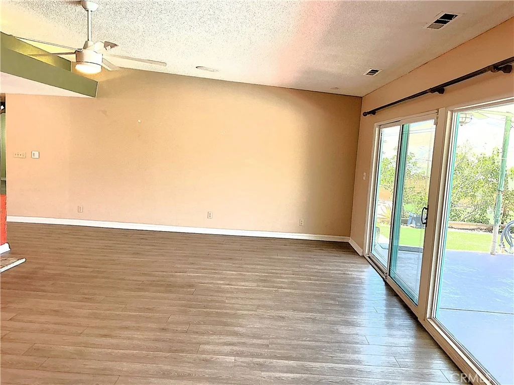 Photo of 11735 Peach Tree