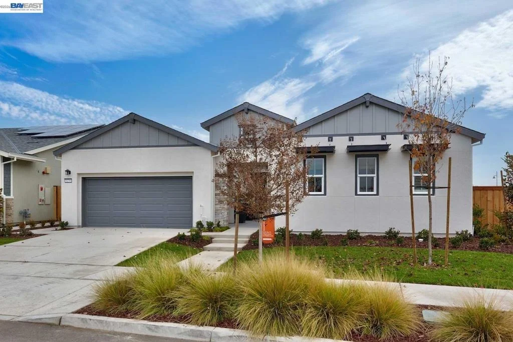 Photo of 1276 Parkcrest Circle