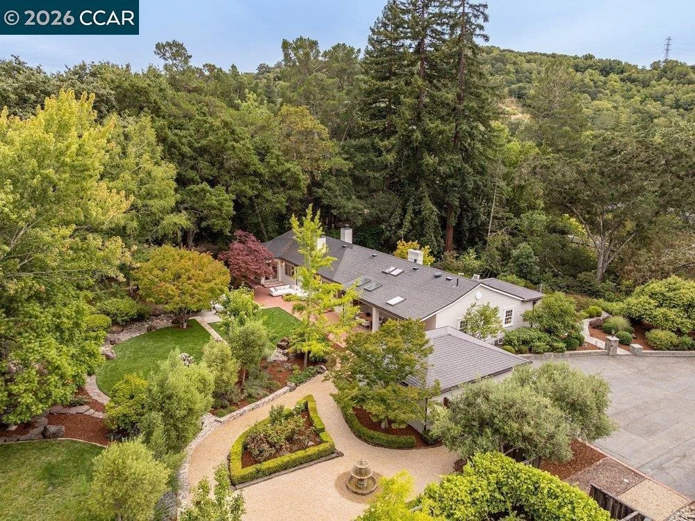 Photo of 187 Moraga Way