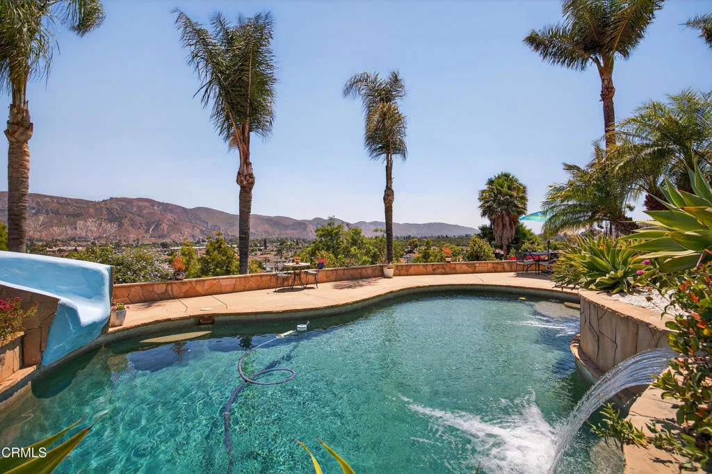 Photo of 535 Ridgecrest Drive