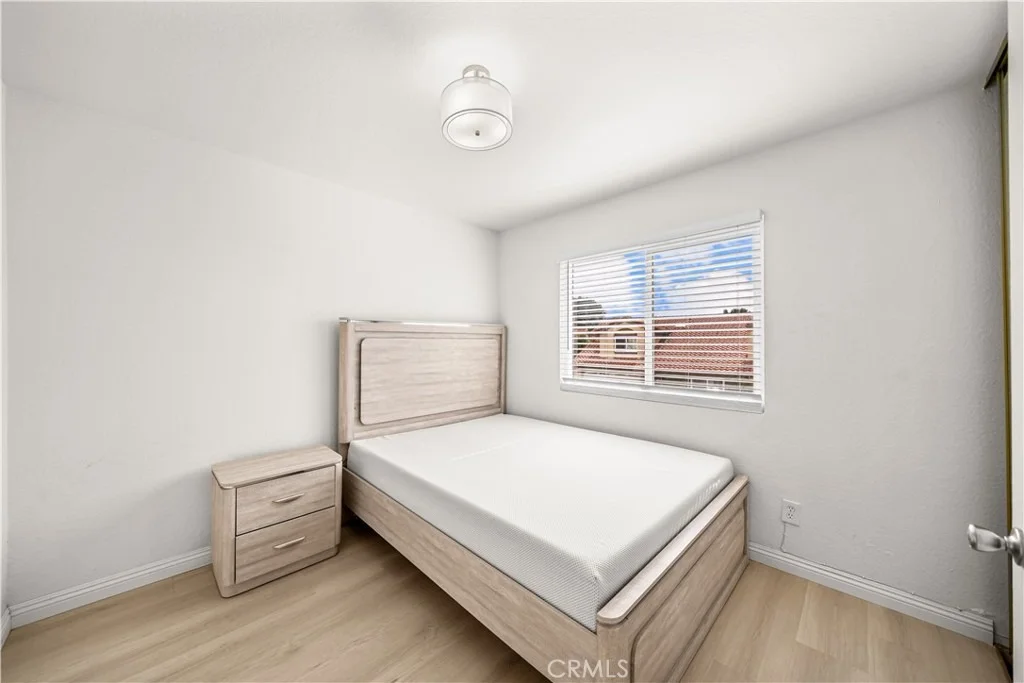 Photo of 21522 Kenmare