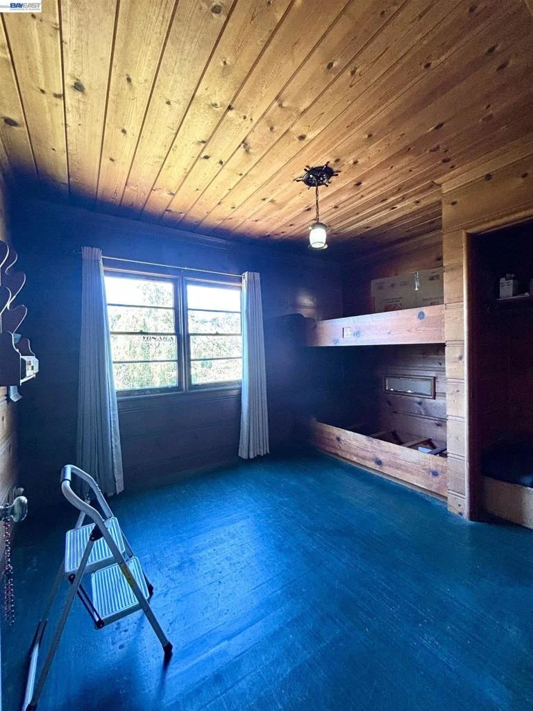 Photo of 4101 Mountain View Ave