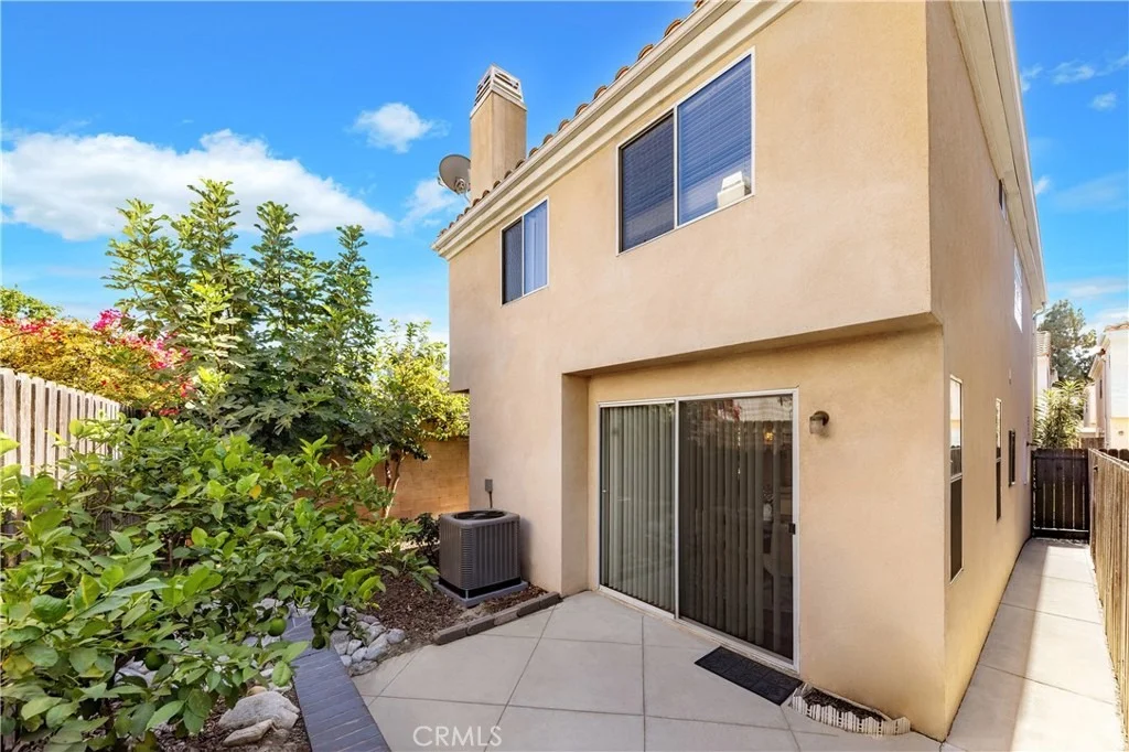 Photo of 1232 Mission Pl