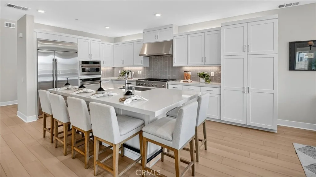 Photo of 28004 Plateau Terrace