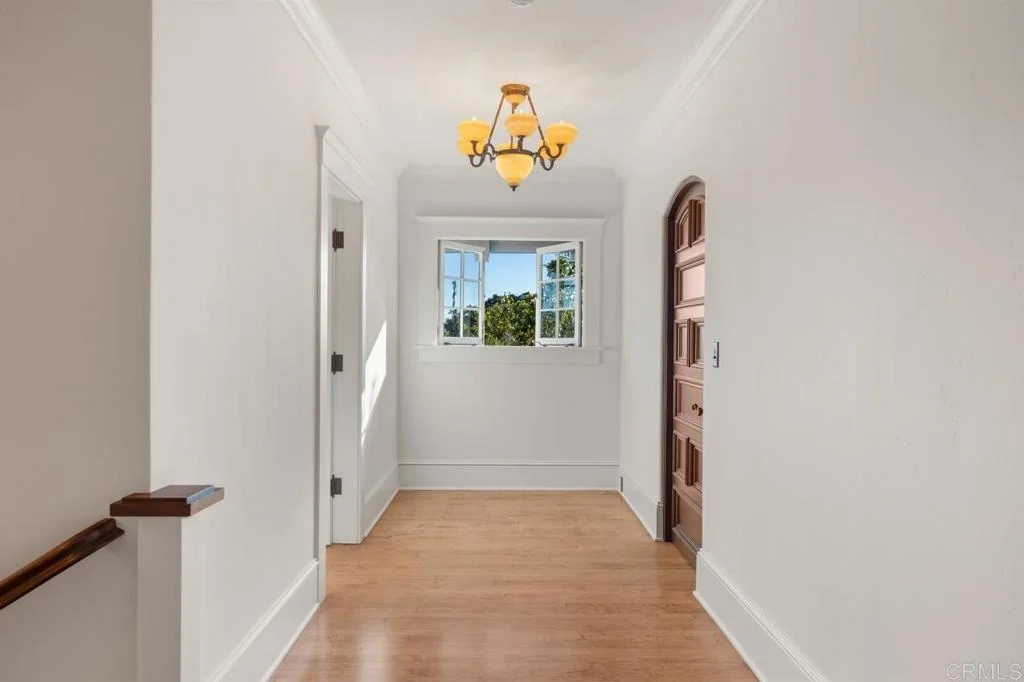 Photo of 1015 Alameda Boulevard