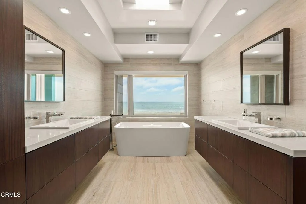 Photo of 827 Mandalay Beach Road