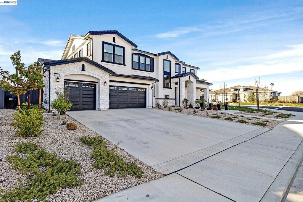 Photo of 259 Eagle Nest Dr