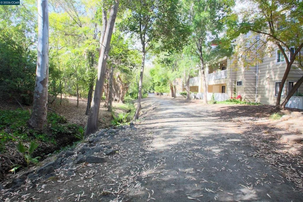 Photo of 444 Mill Rd