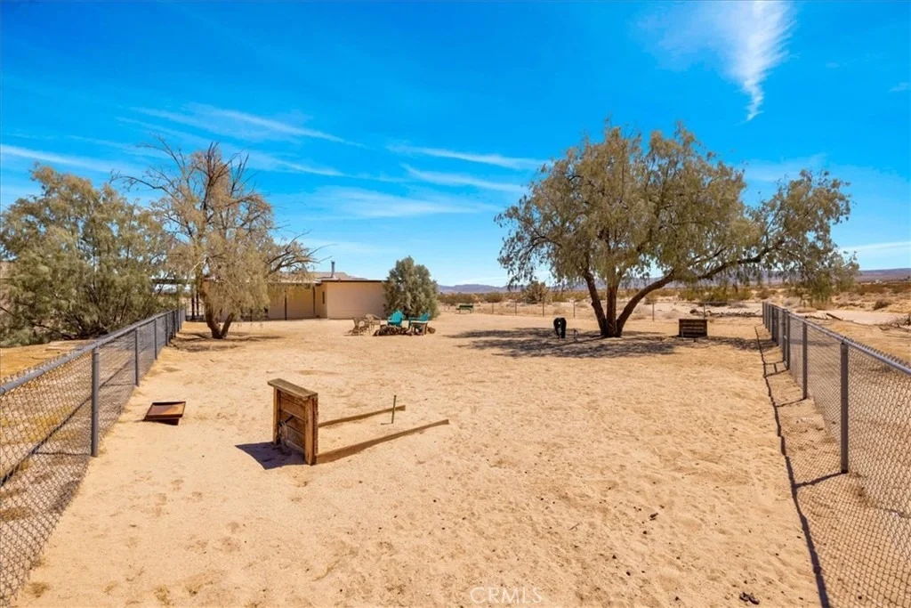Photo of 5828 Steeg Road
