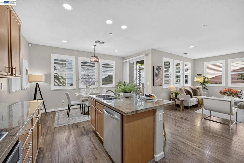 Photo of 304 Misty Cir