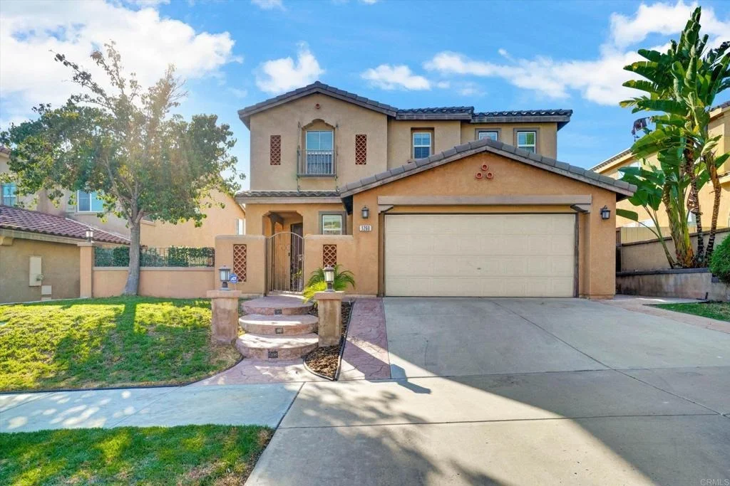 Photo of 1260 Long View Drive