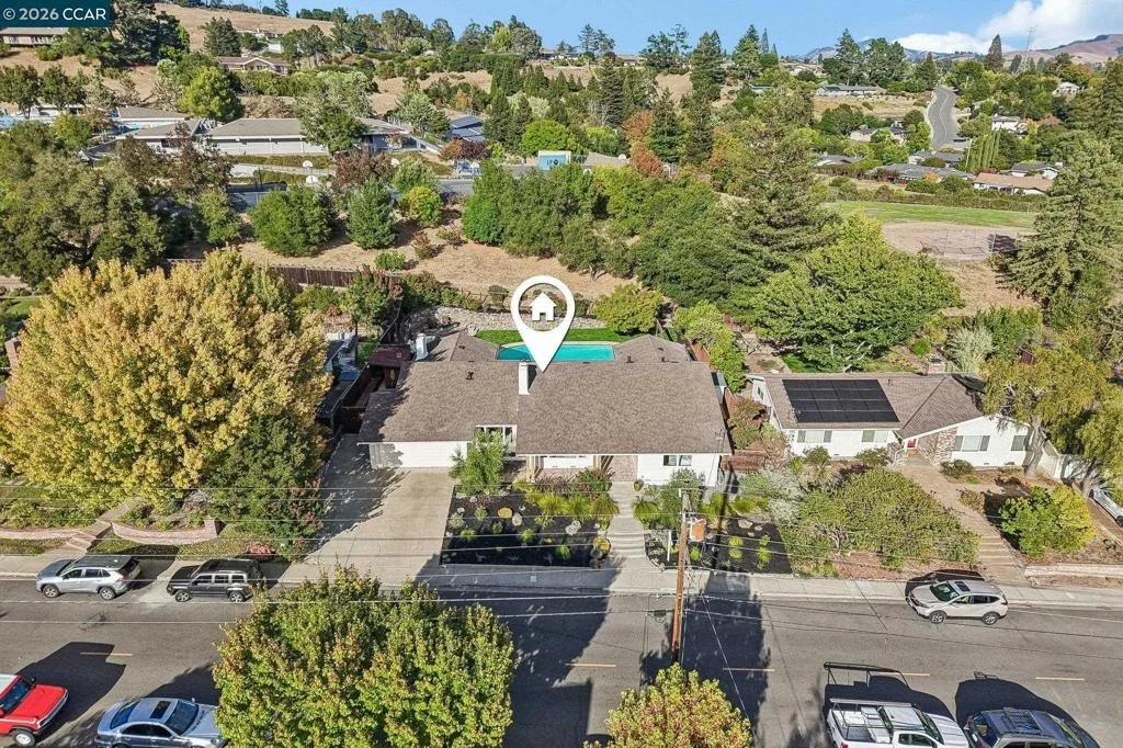 Photo of 49 Corliss Dr