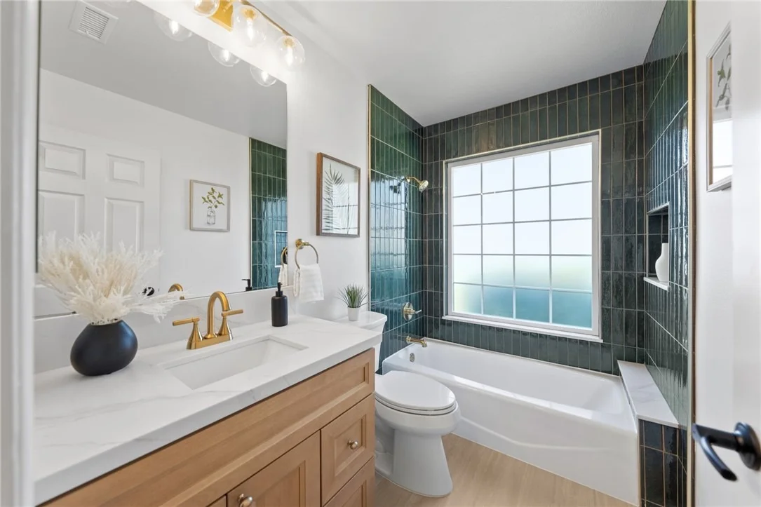 Photo of 33747 Madera De Playa