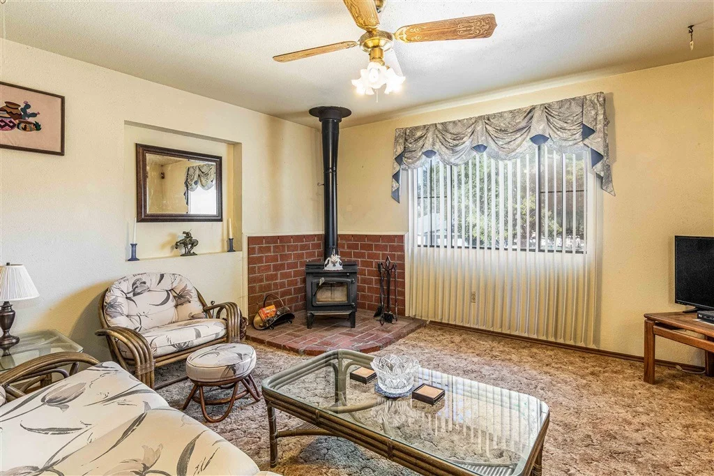Photo of 29451 Laurel Dr
