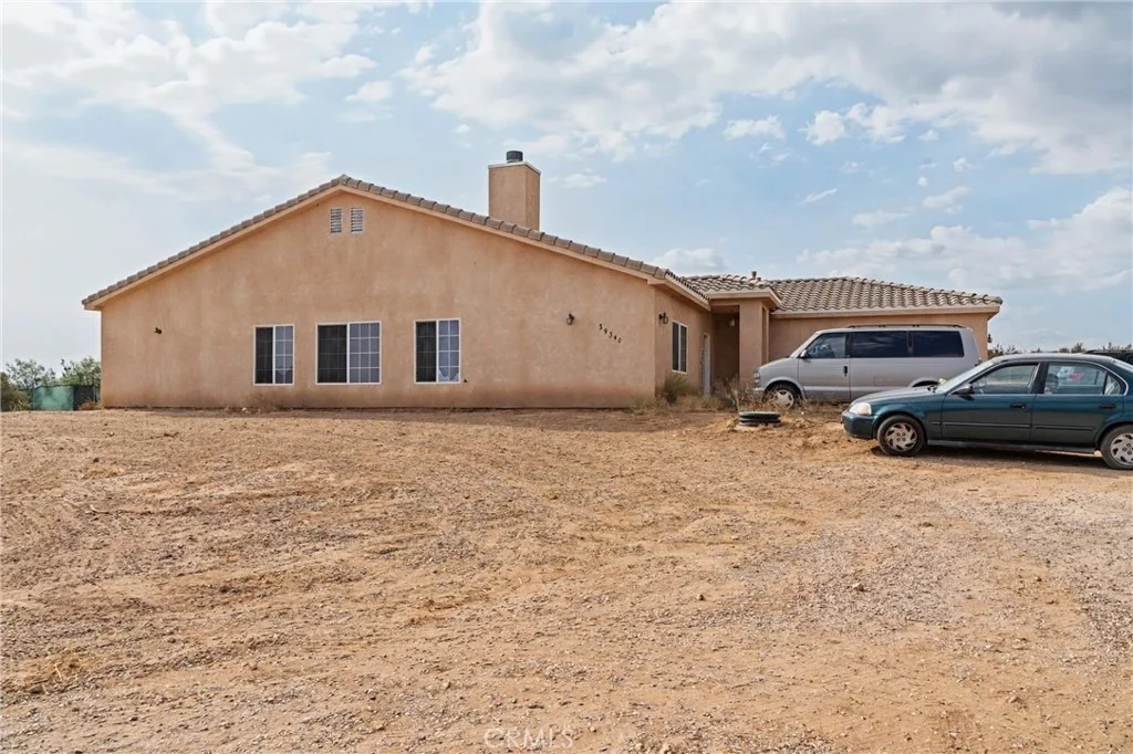 Photo of 59340 Roger Lane