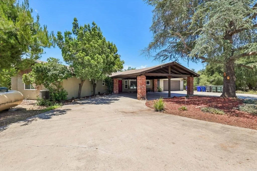 Photo of 24123 Watt Road