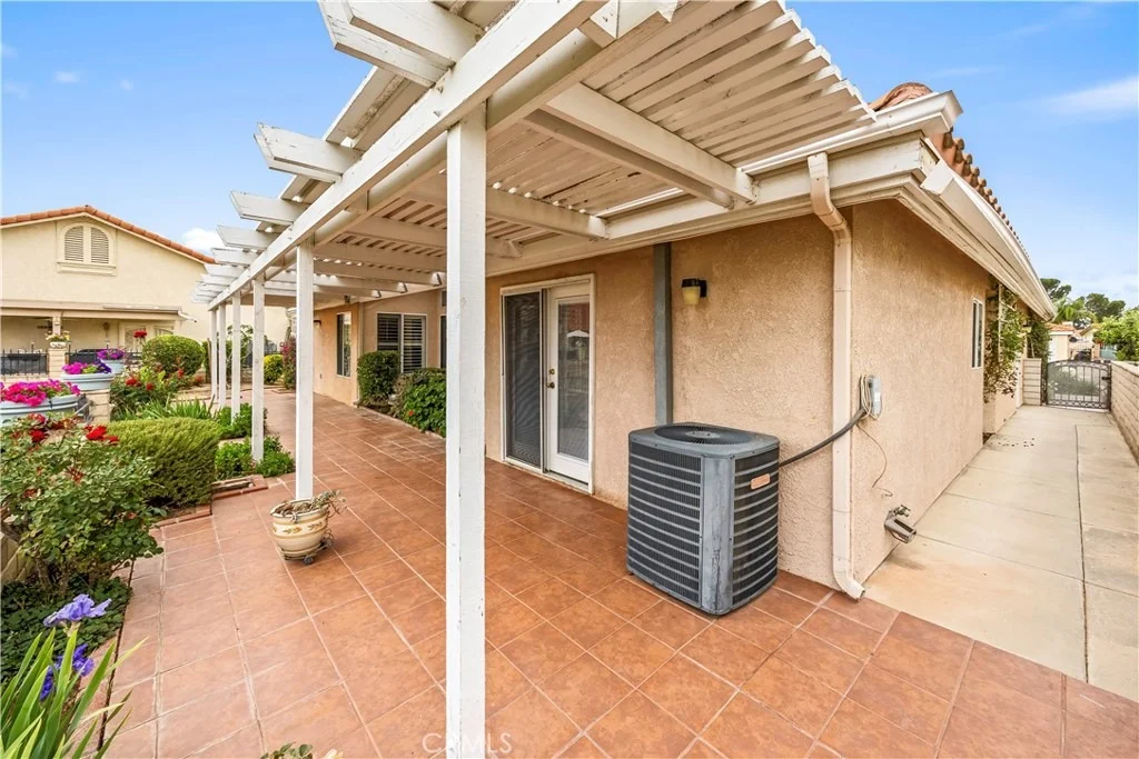 Photo of 2573 Maple Drive