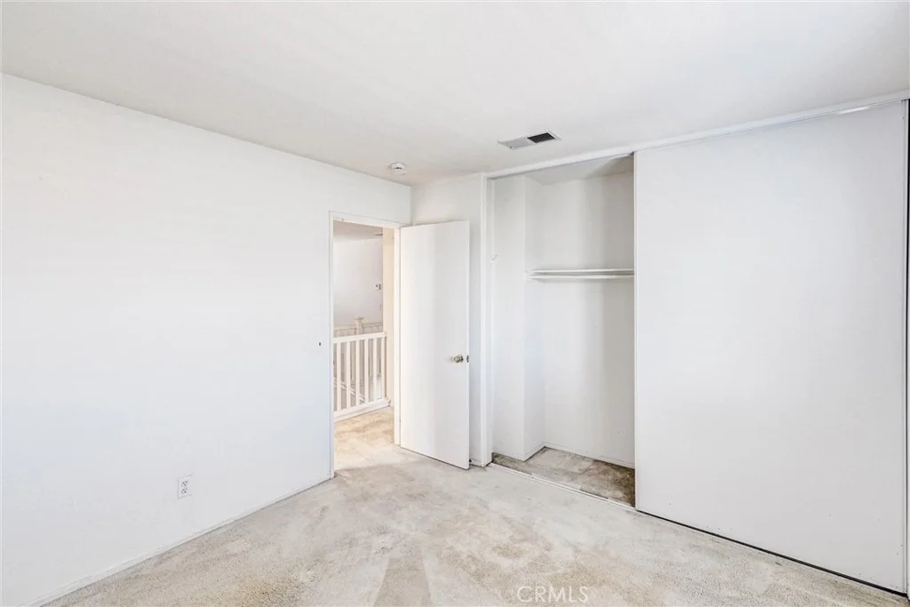 Photo of 833 Pheasant Street