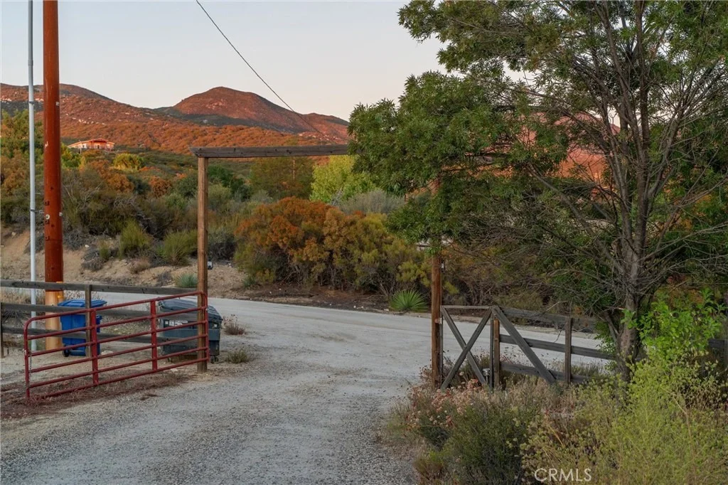 Photo of 37626 Cruces