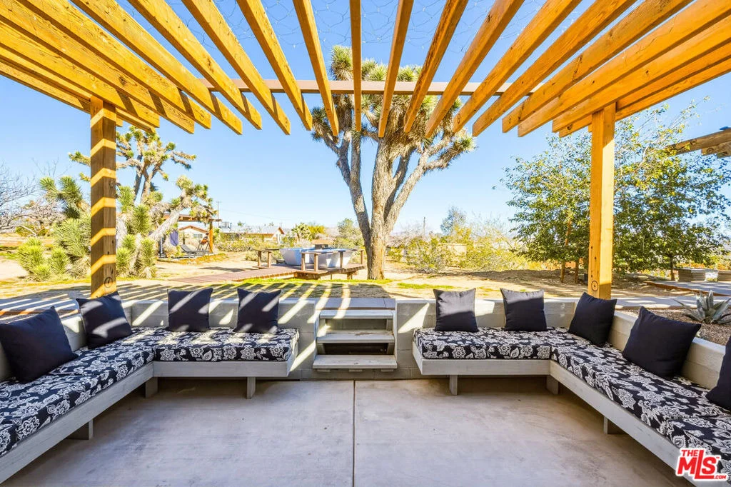 Photo of 61194 Prescott Trail