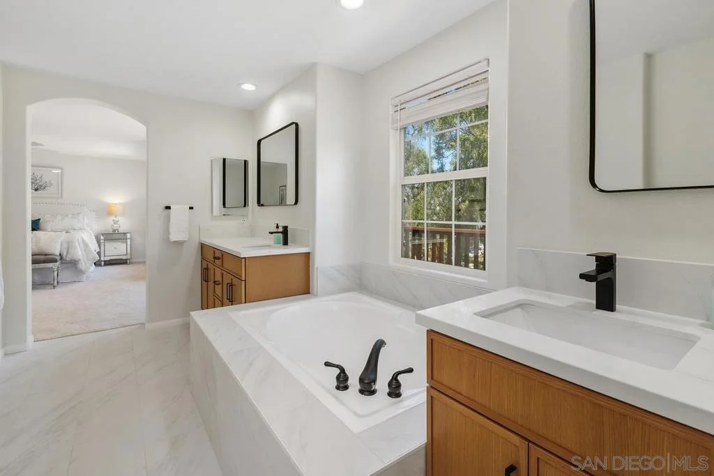 Photo of 524 Avenida Ortega