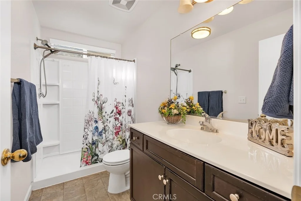 Photo of 2835 N Drake