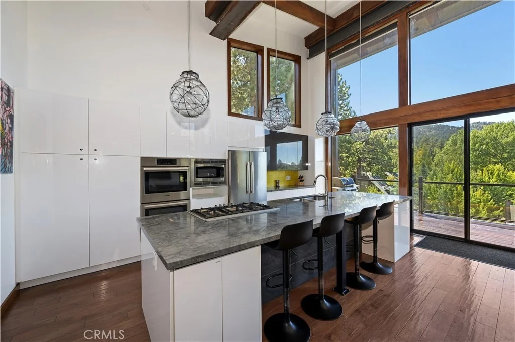 Photo of 43669 Ridge Crest