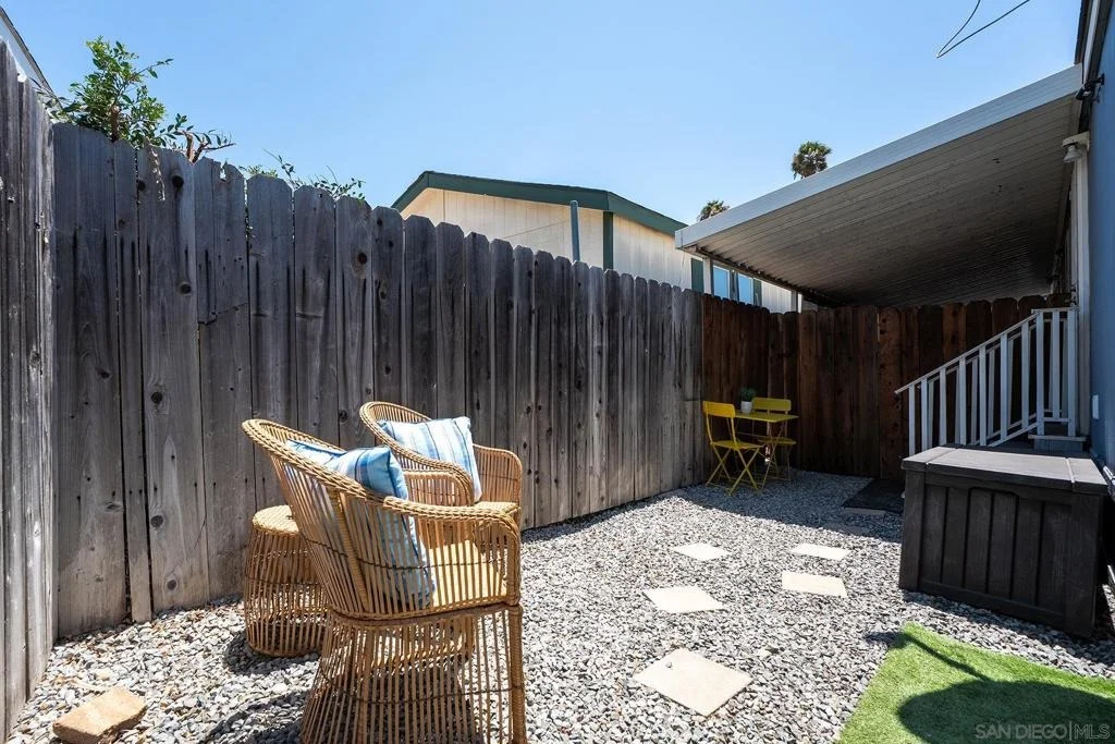 Photo of Unit SPC241 at 10707 Jamacha
