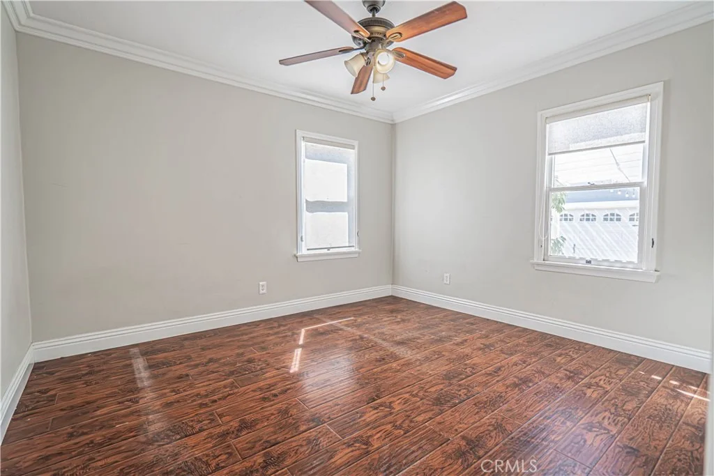 Photo of 4578 Merrill