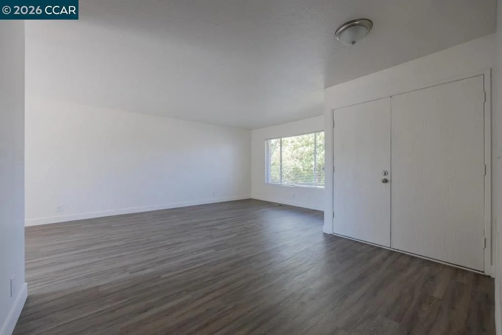 Photo of 200 Oriole Ct