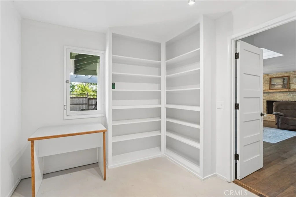 Photo of 2410 Langton