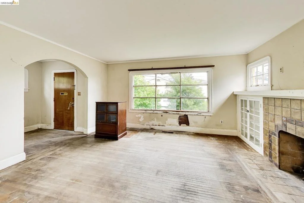 Photo of 1839 Dwight Way