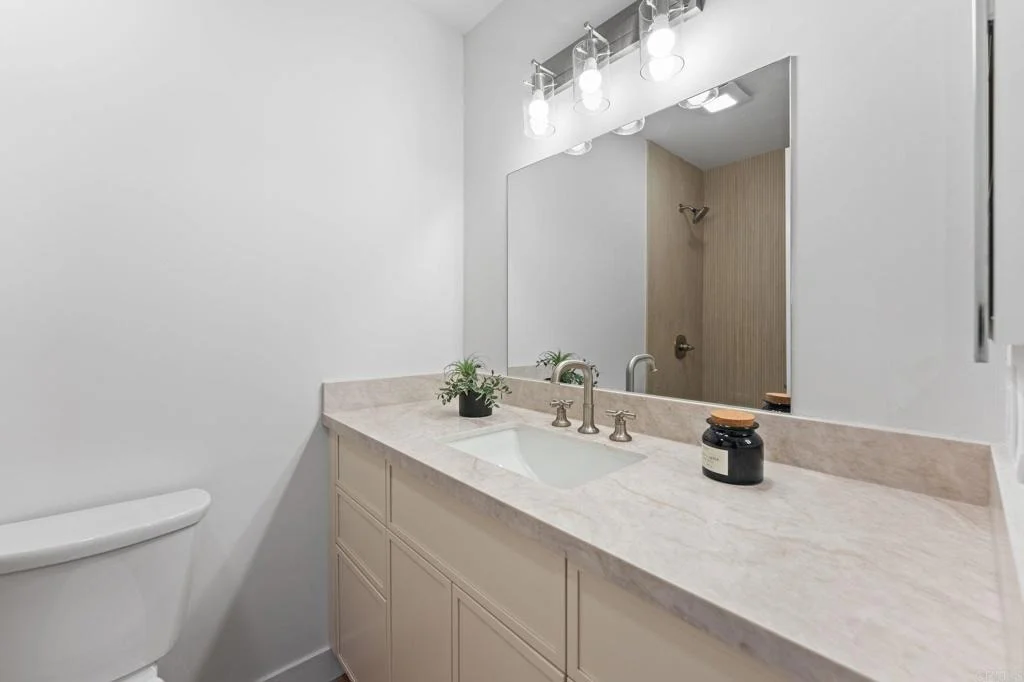 Photo of 6409 Goodwin Street