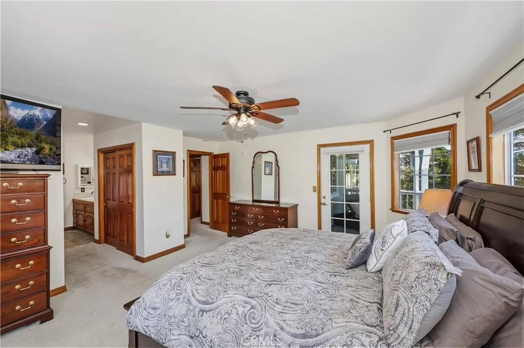 Photo of 27392 Peninsula Drive